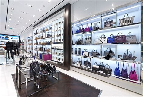 michael kors milano shop|michael kors milan.